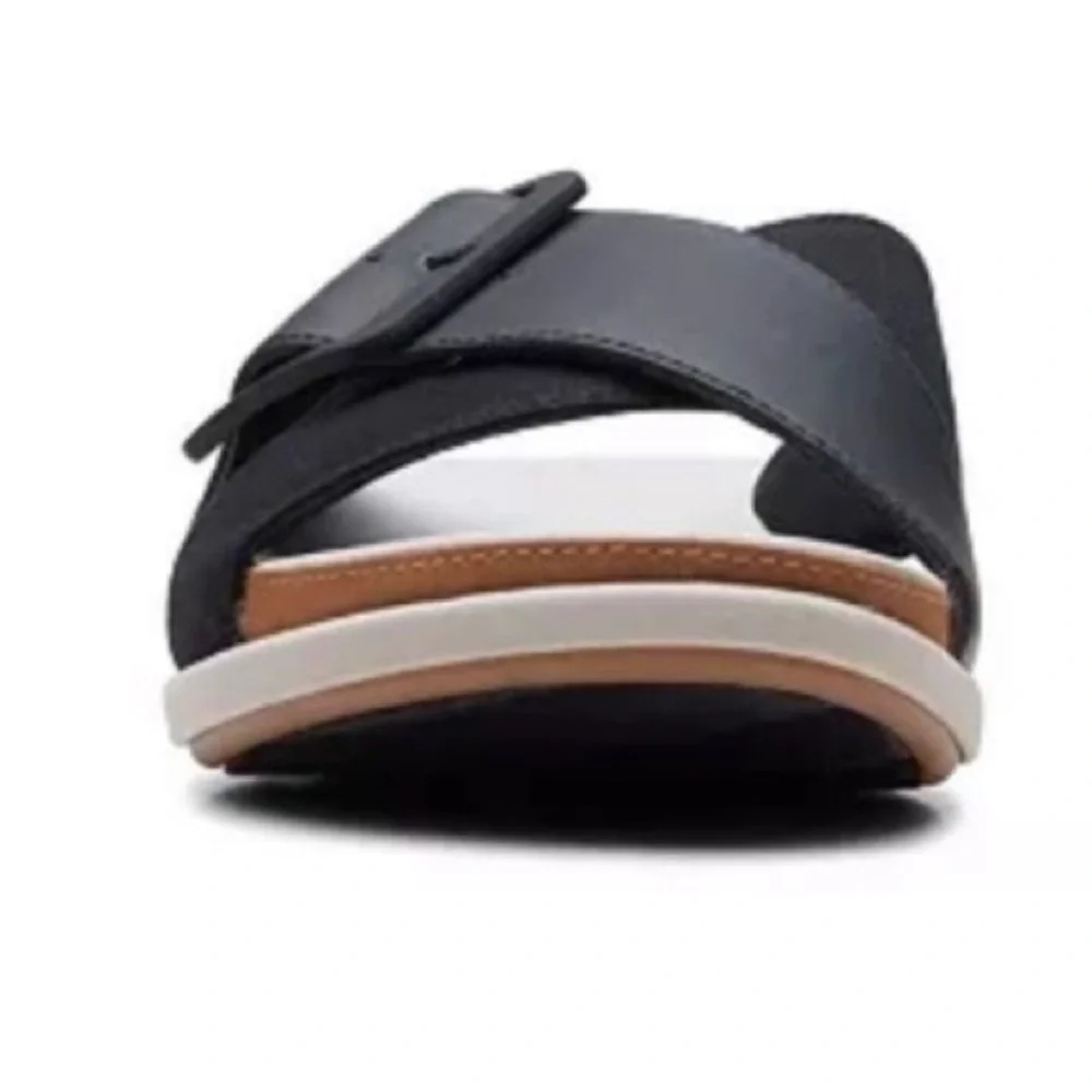 NWT Clarks Women’s 6.5 Cloudsteppers Black Eliza April Mules Buckle Sandals - Picture 3 of 8